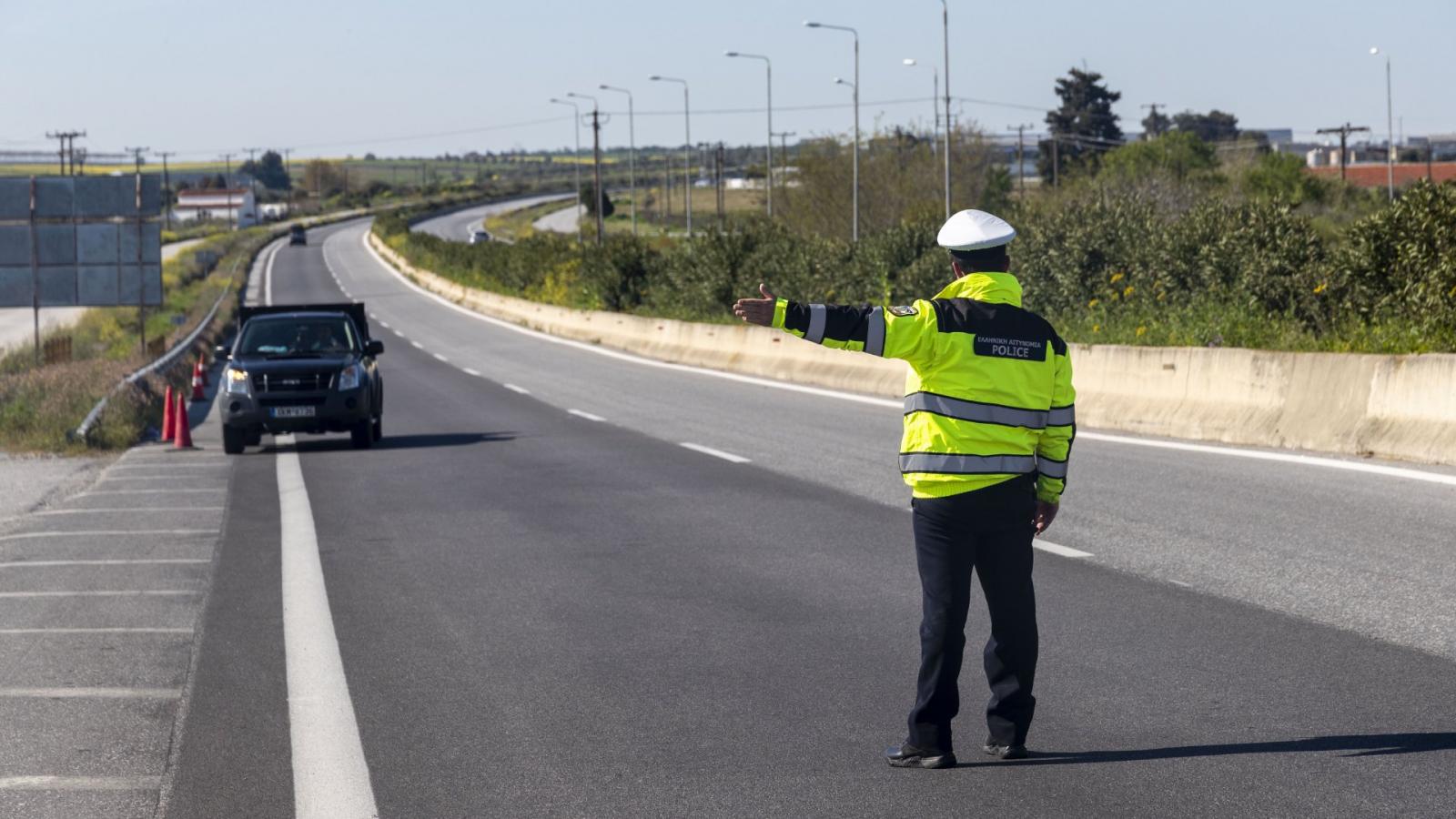1.542 τροχαίες παραβάσεις στη Θεσσαλία το 4ήμερο του Αγίου Πνεύματος